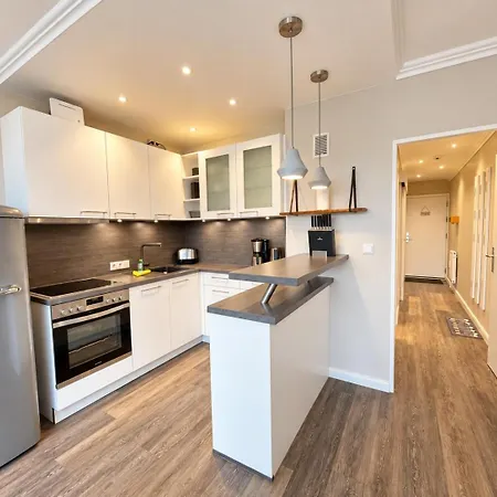 Apartment App 3-a24